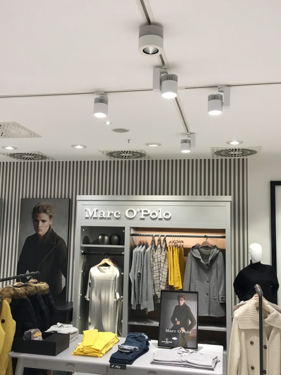 Stromschienenlautsprecher Einzelhandel