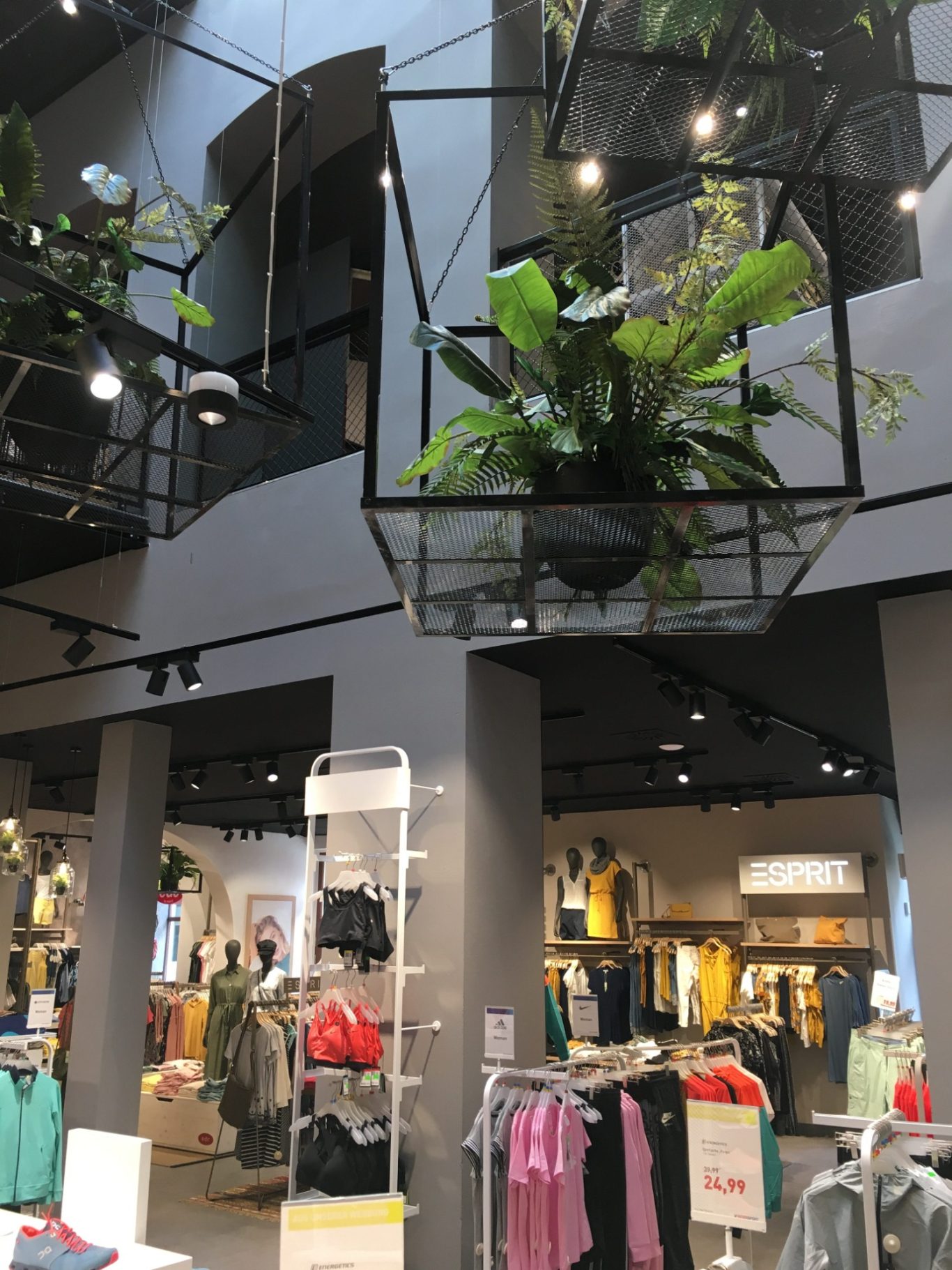 Stromschienenlautsprecher Beschallung Einzelhandel