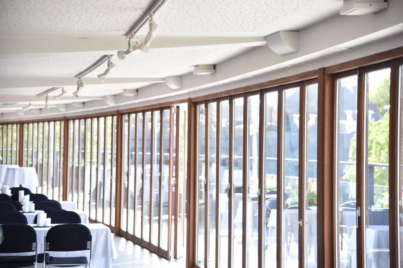 Ecklautsprecher Restaurant